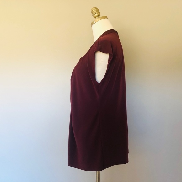 Ann Taylor Petite Maroon V Neck Short Sleeve XLP - Picture 8 of 10
